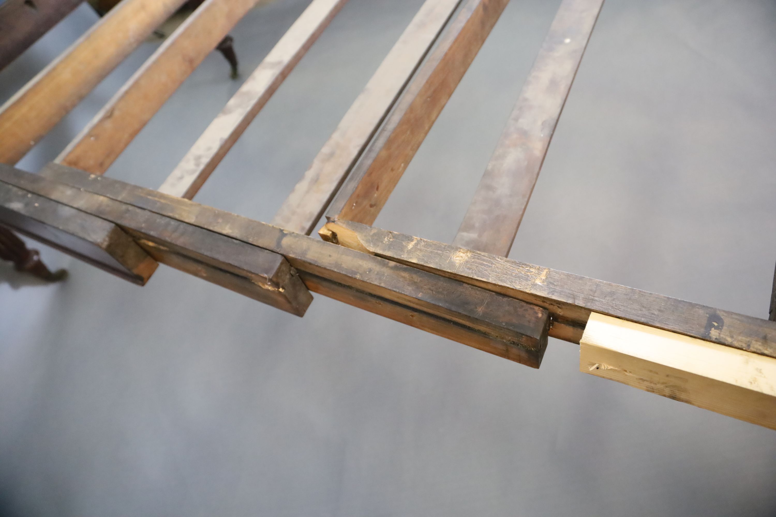 A Victorian mahogany extending dining table,